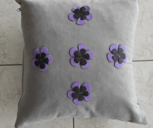 Cushions Gray purple